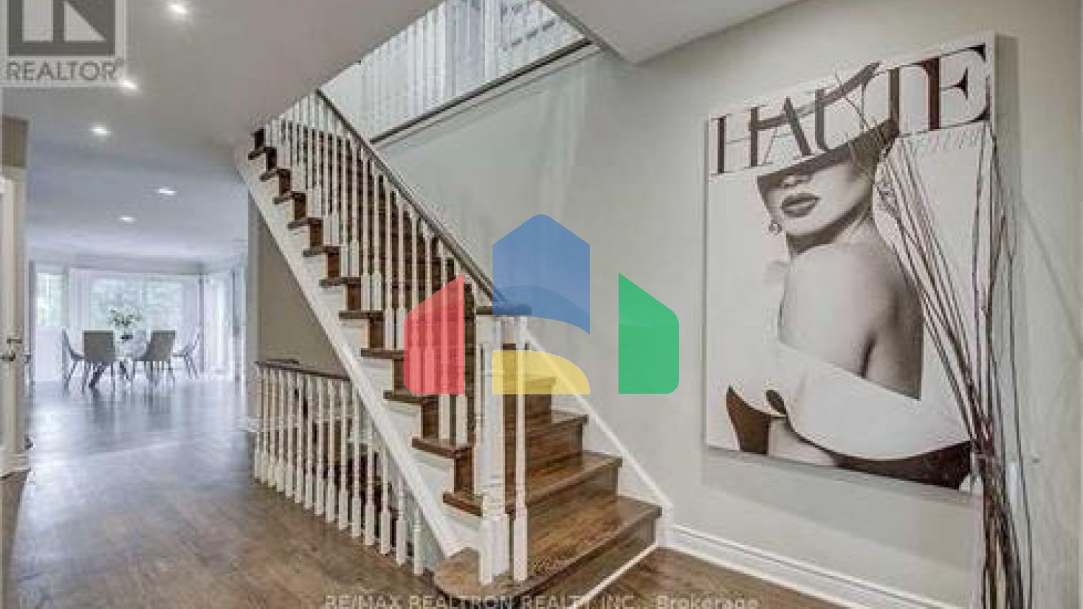 Residential - Single Family Home - Toronto, Canada - Canada