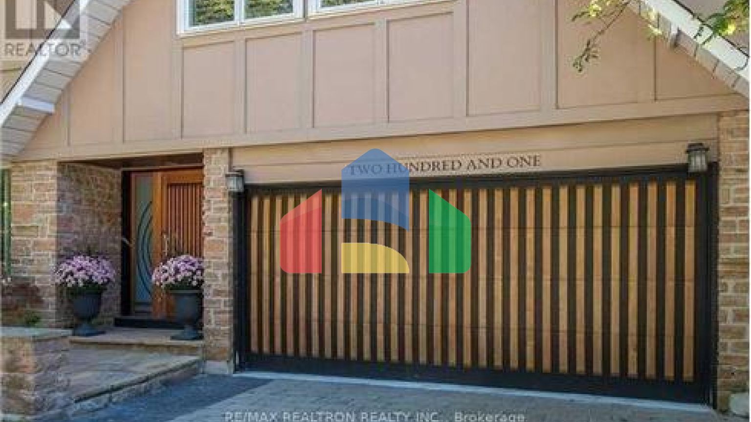 Residential - Single Family Home - Toronto, Canada - Canada