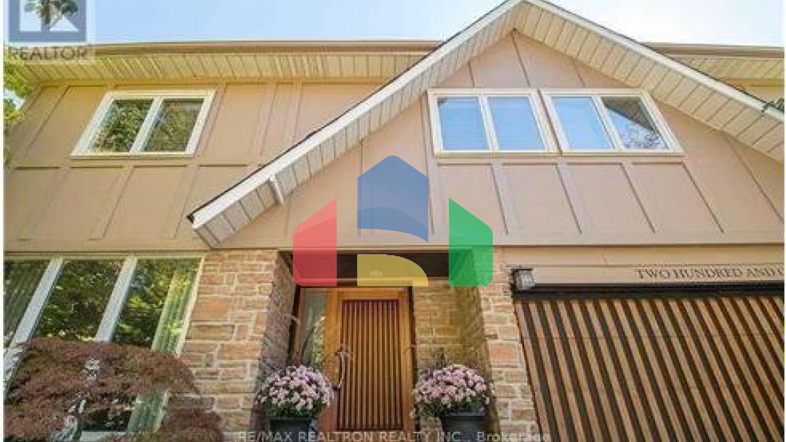 Residential - Single Family Home - Toronto, Canada - Canada