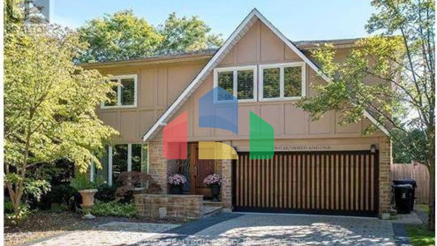 Residential - Single Family Home - Toronto, Canada - Canada