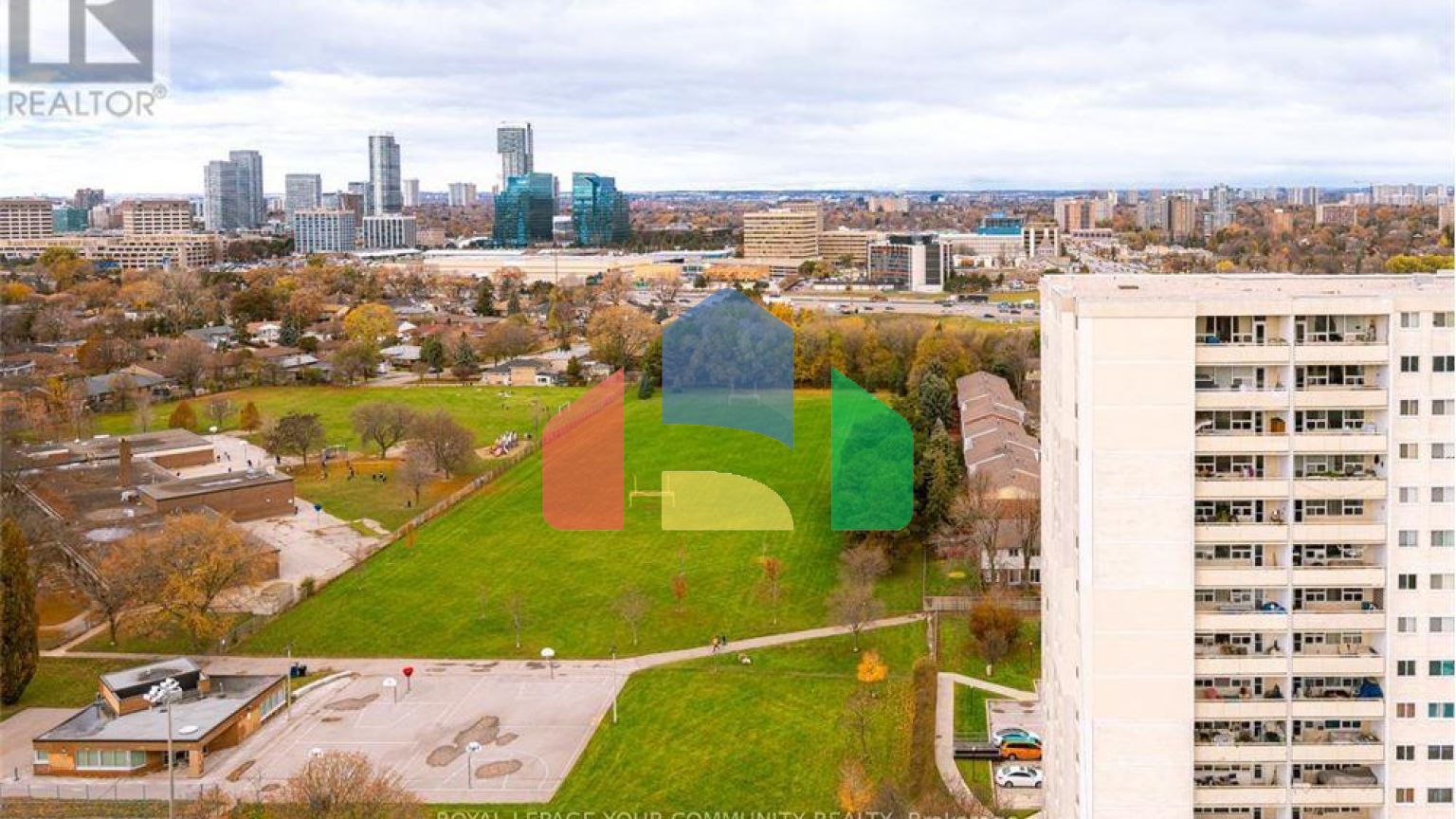 Residential - Condo/Apartment - Toronto, Canada - Canada