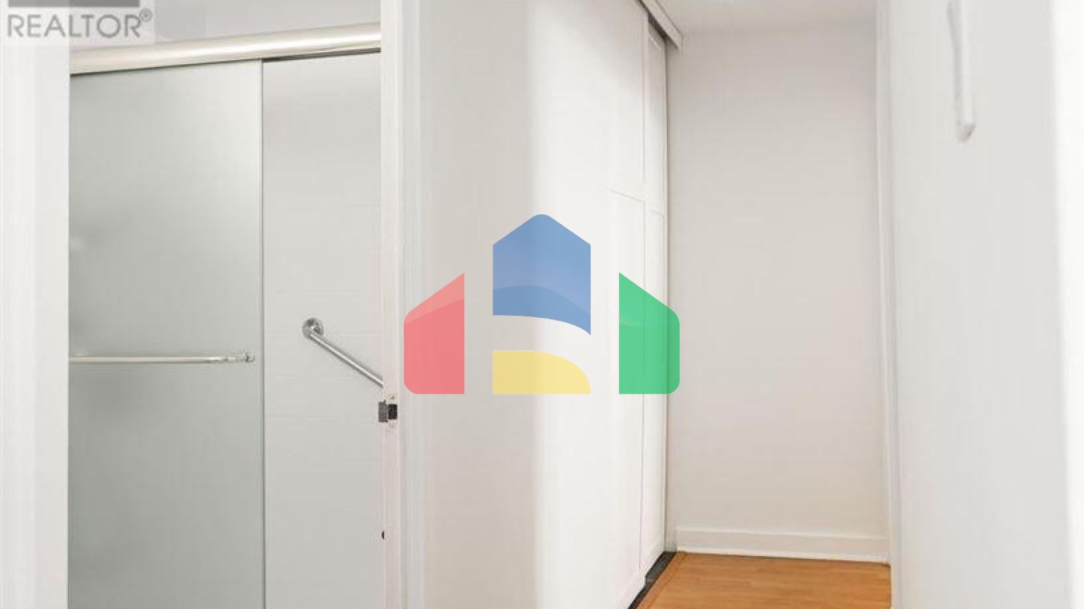 Residential - Condo/Apartment - Toronto, Canada - Canada