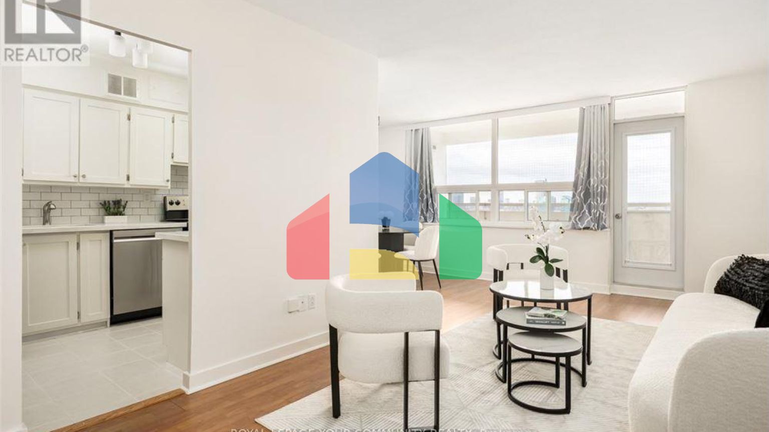 Residential - Condo/Apartment - Toronto, Canada - Canada