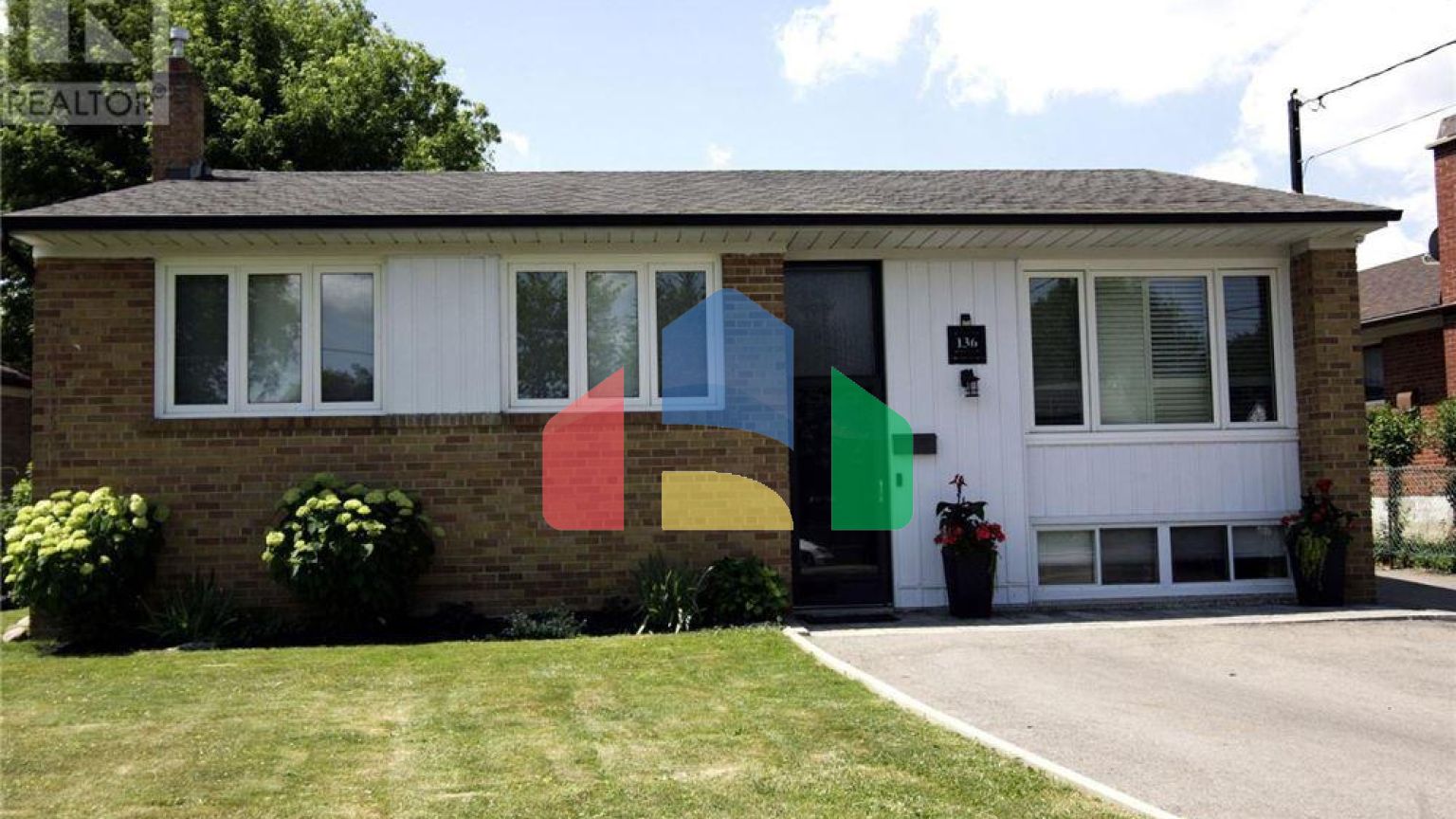 Residential - Single Family Home - Toronto, Canada - Canada