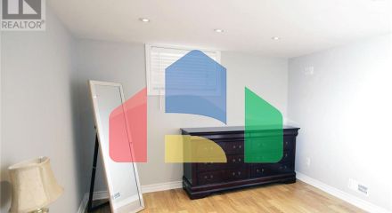 Residential - Single Family Home - Toronto, Canada - Canada