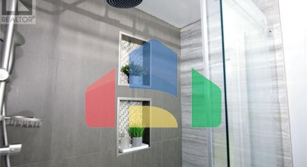 Residential - Single Family Home - Toronto, Canada - Canada