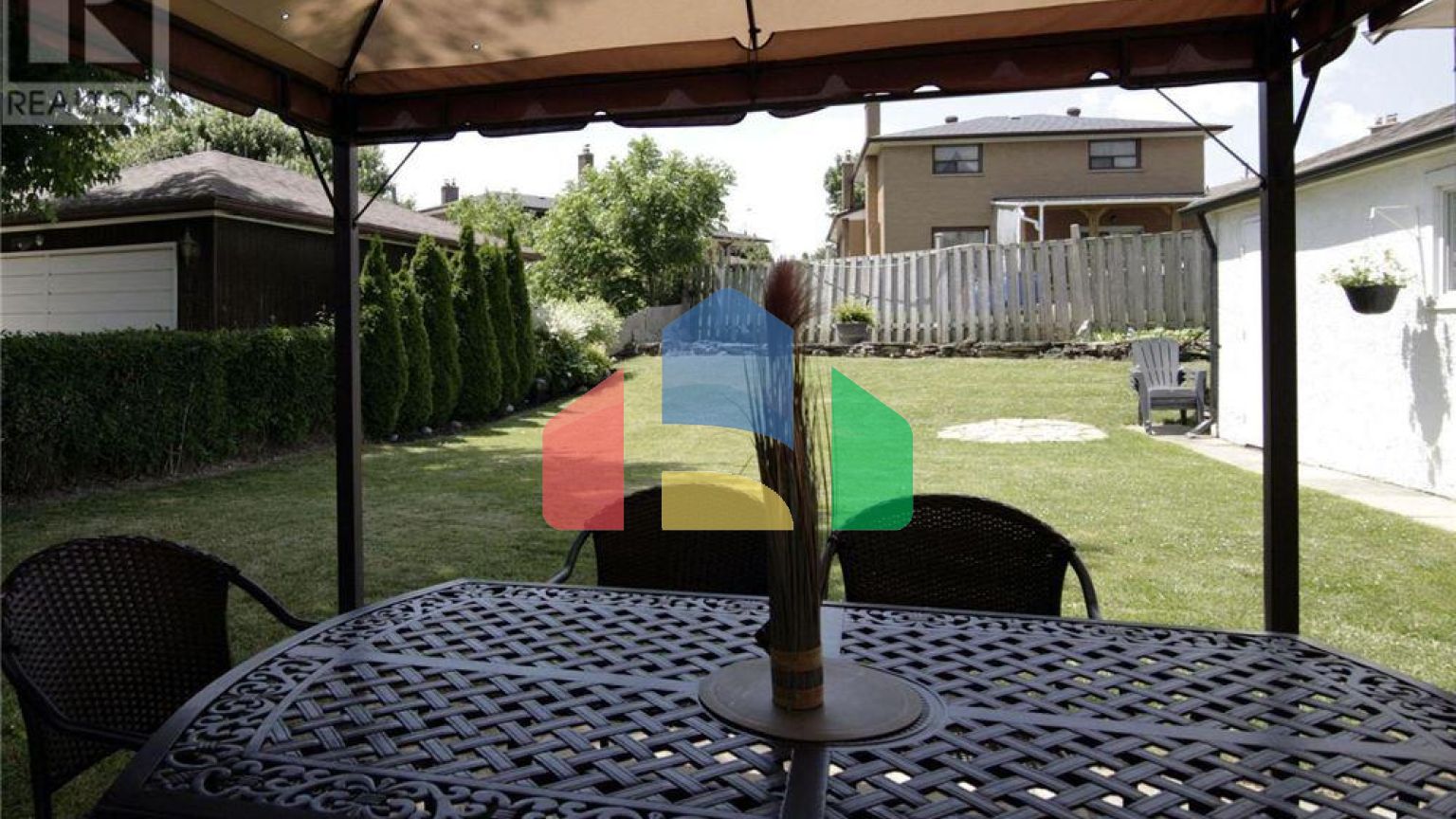 Residential - Single Family Home - Toronto, Canada - Canada