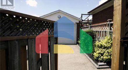 Residential - Single Family Home - Toronto, Canada - Canada