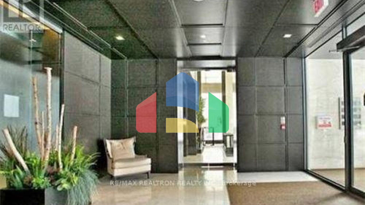 Residential - Condo/Apartment - Toronto, Canada - Canada