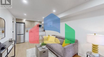 Residential - Single Family Home - Toronto, Canada - Canada