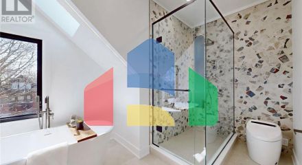 Residential - Single Family Home - Toronto, Canada - Canada