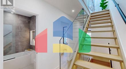 Residential - Single Family Home - Toronto, Canada - Canada