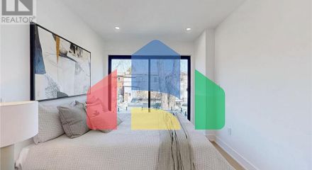 Residential - Single Family Home - Toronto, Canada - Canada