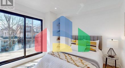 Residential - Single Family Home - Toronto, Canada - Canada