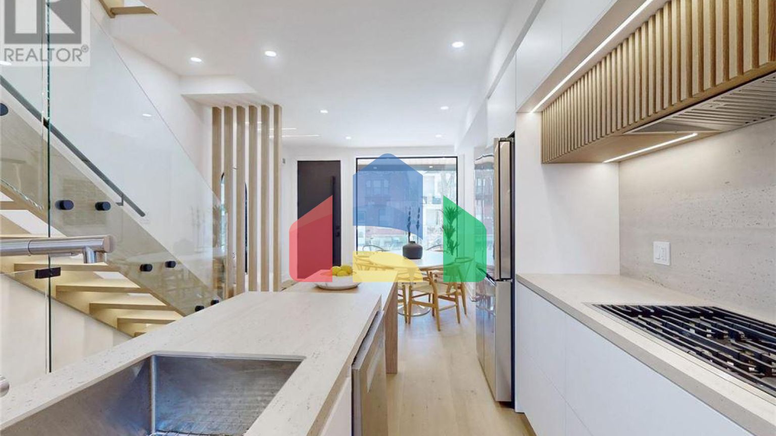 Residential - Single Family Home - Toronto, Canada - Canada