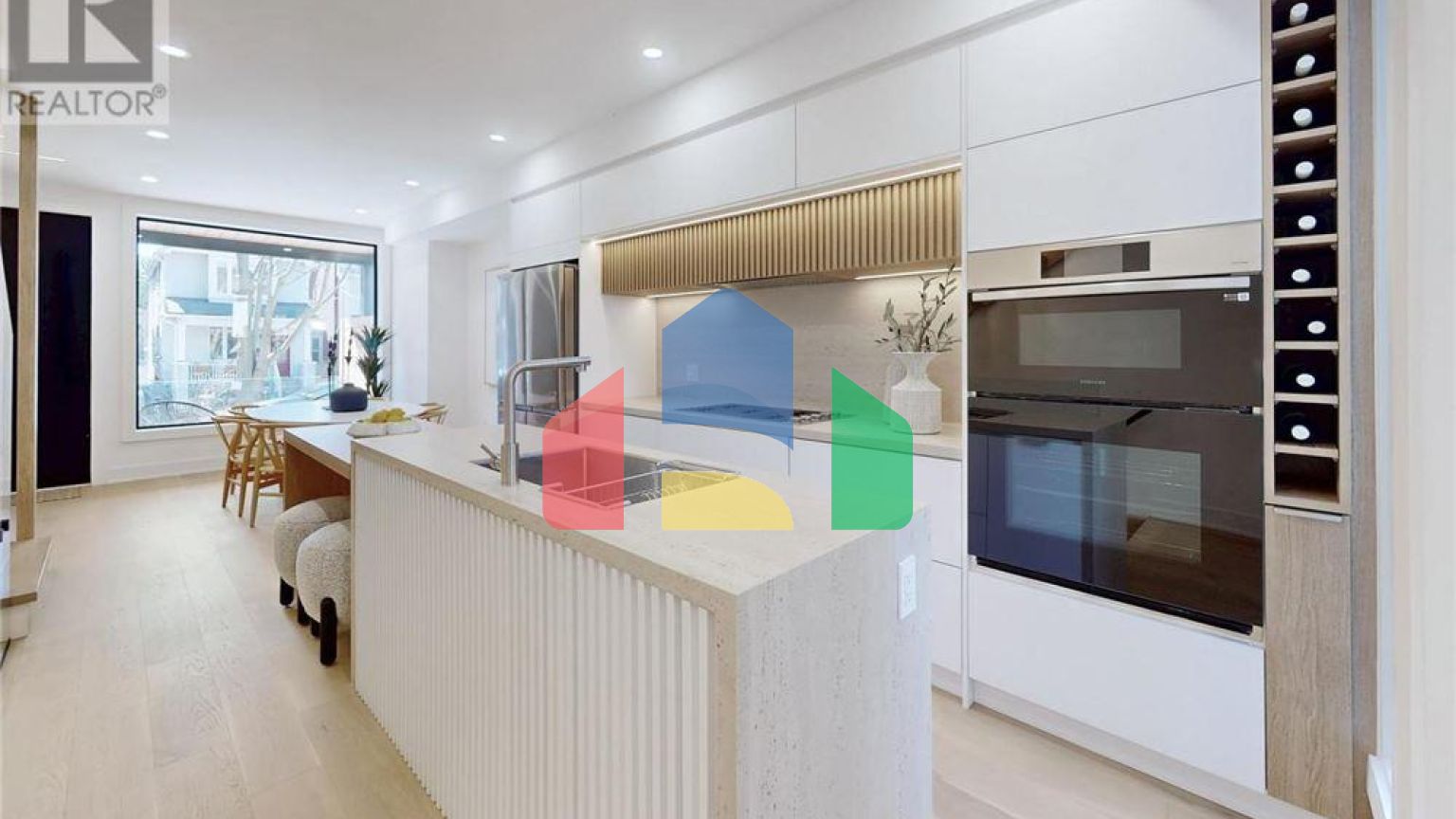 Residential - Single Family Home - Toronto, Canada - Canada