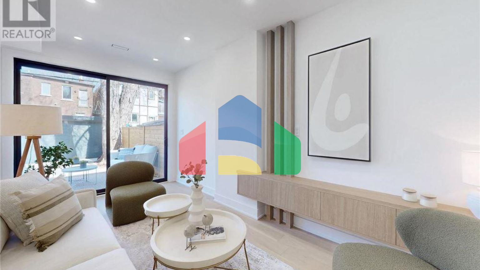 Residential - Single Family Home - Toronto, Canada - Canada