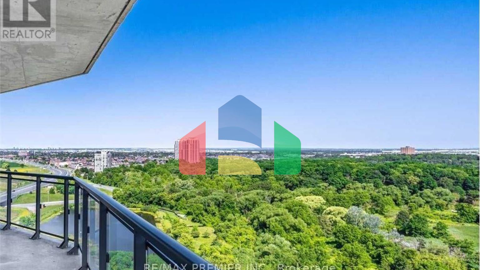 Residential - Single Family Home - Toronto, Canada - Canada