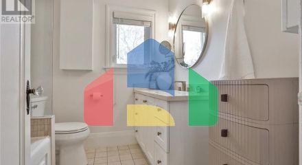 Residential - Single Family Home - Toronto, Canada - Canada