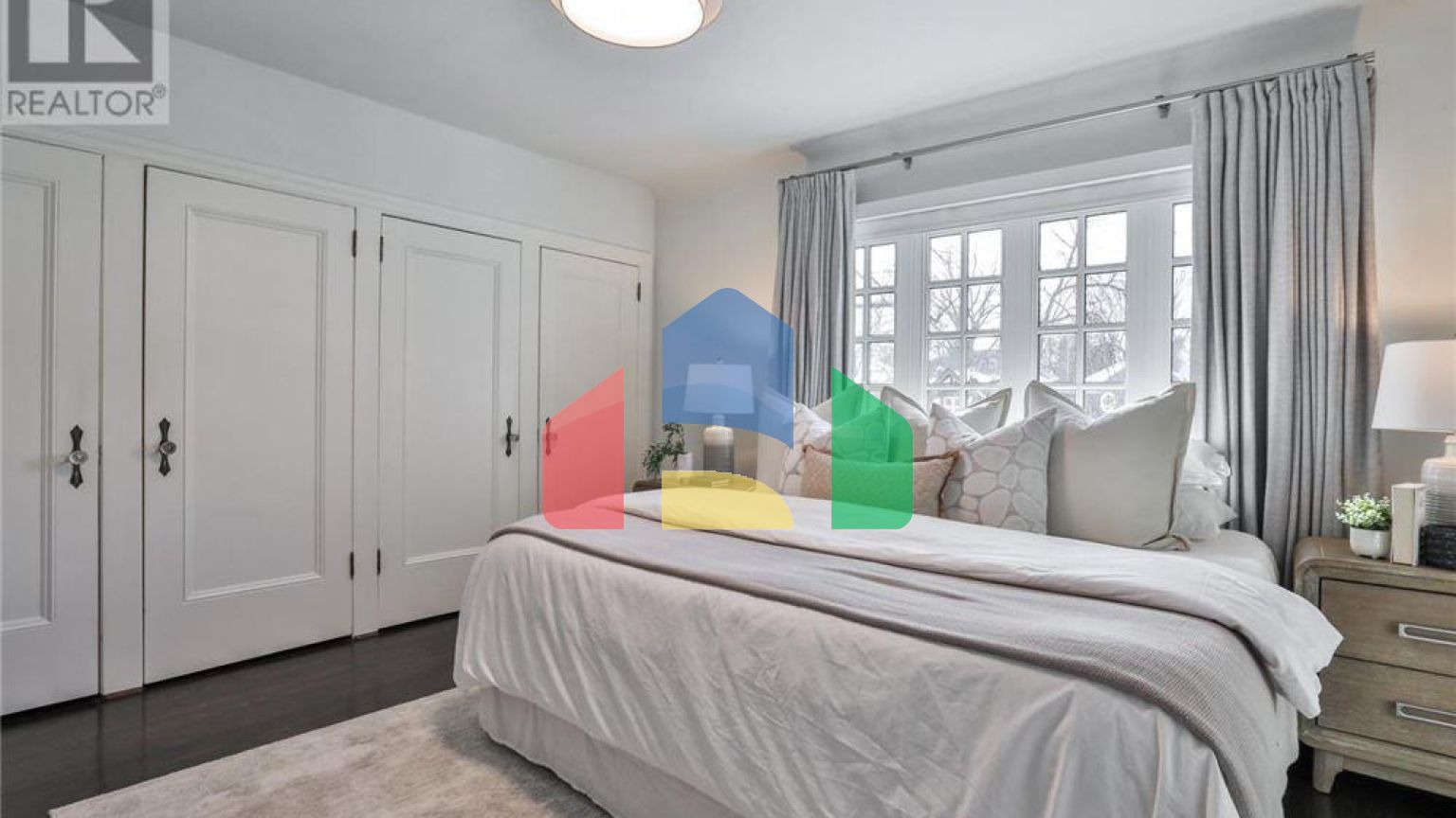 Residential - Single Family Home - Toronto, Canada - Canada