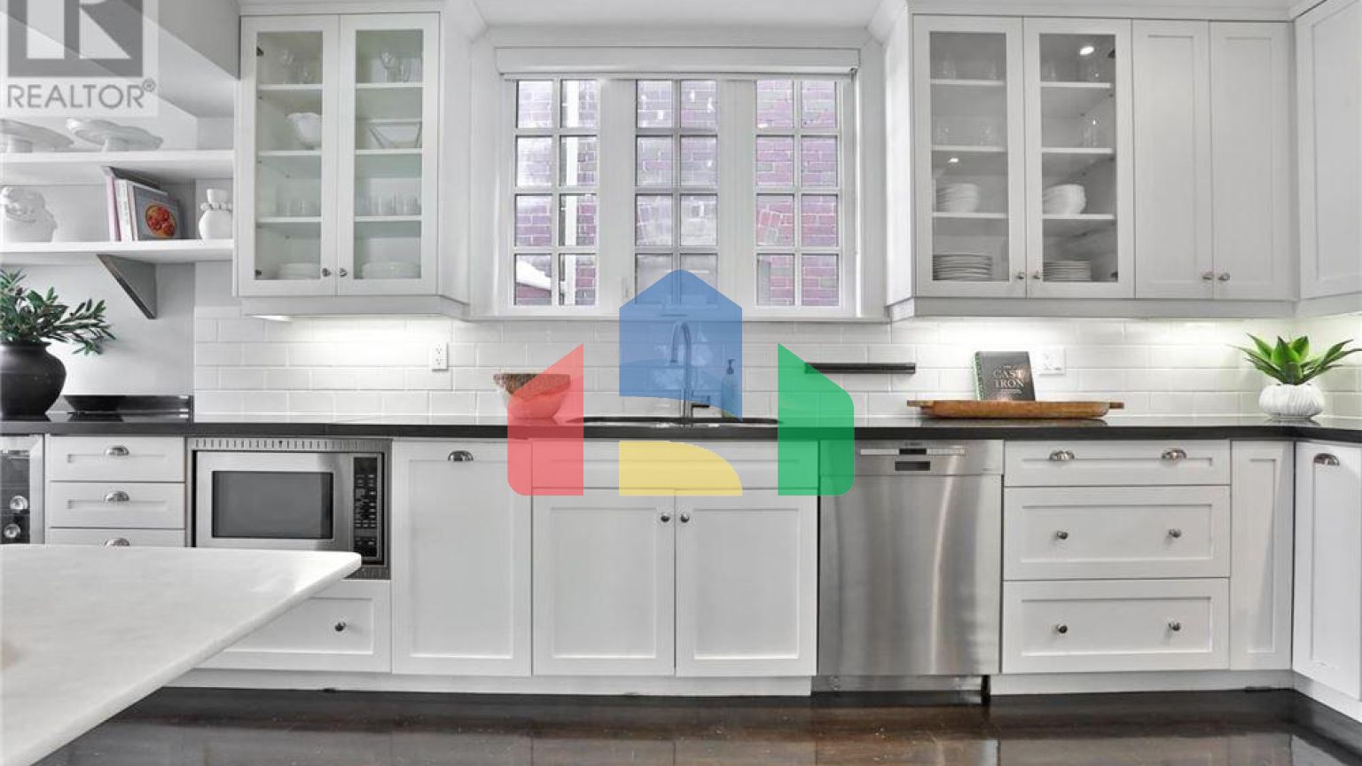 Residential - Single Family Home - Toronto, Canada - Canada