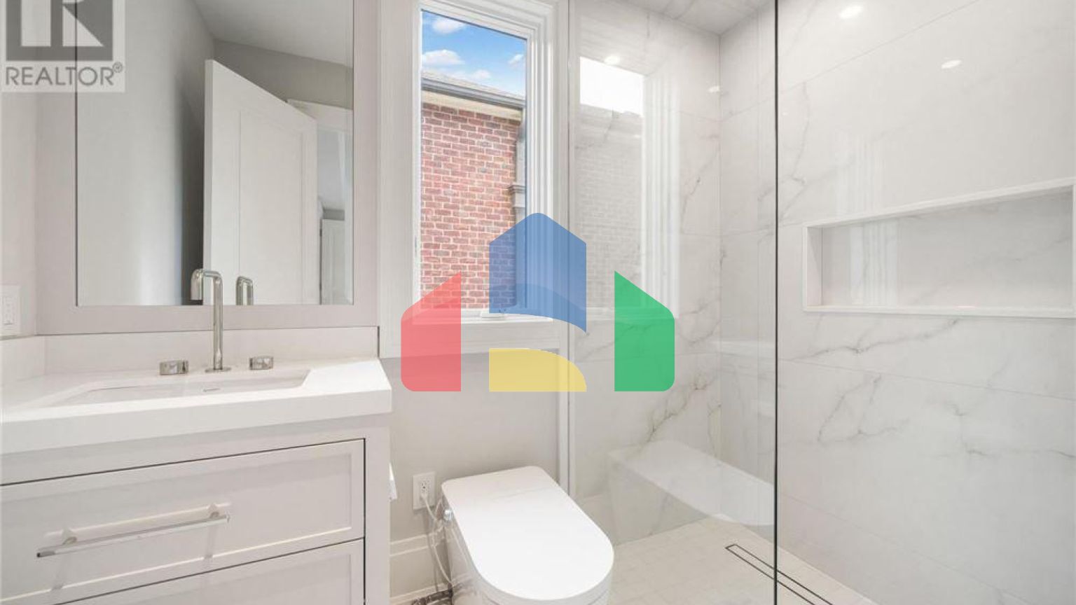 Residential - Single Family Home - Toronto, Canada - Canada