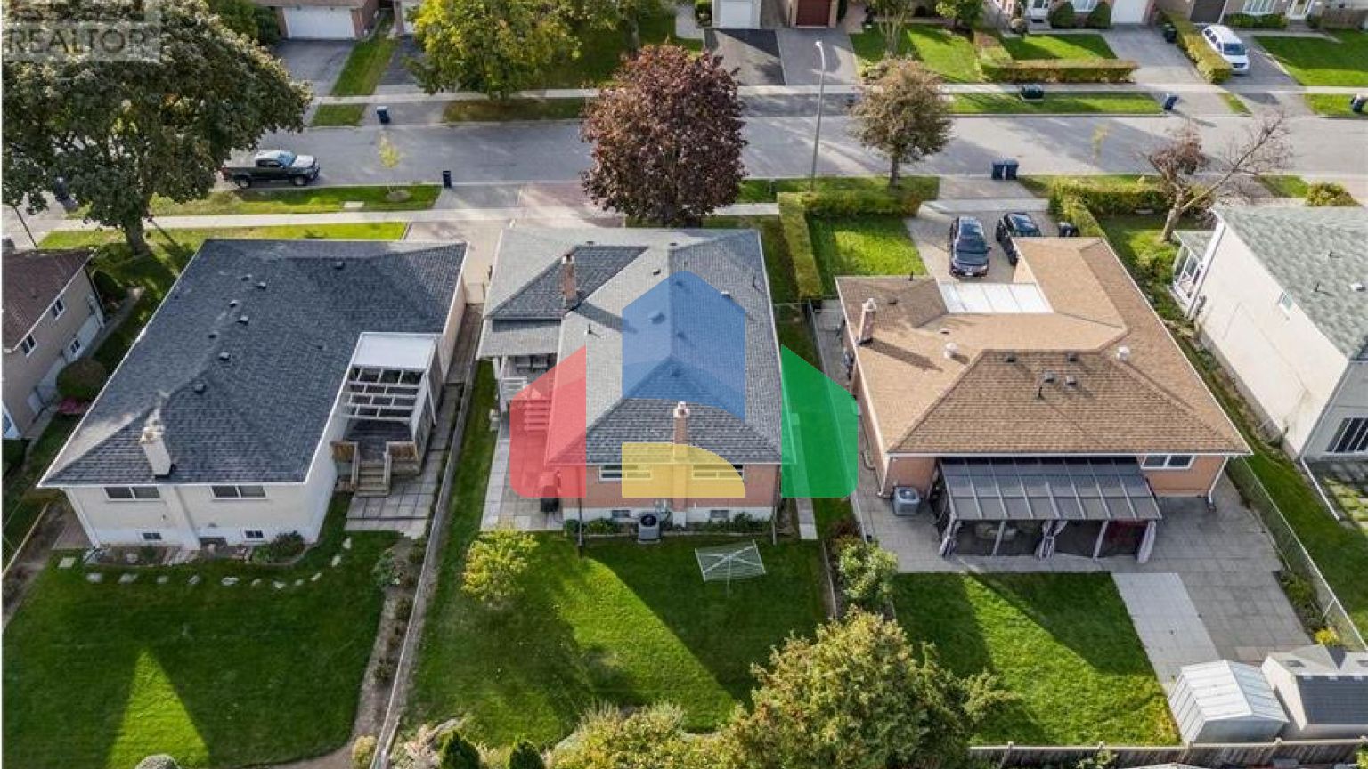 Residential - Single Family Home - Toronto, Canada - Canada