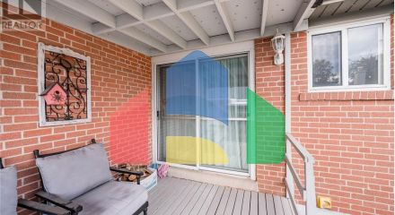 Residential - Single Family Home - Toronto, Canada - Canada