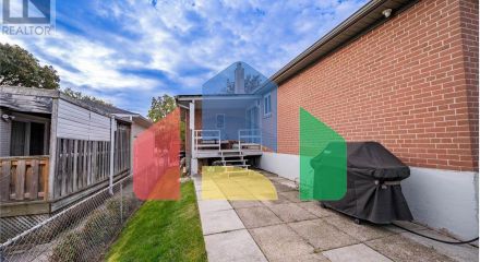 Residential - Single Family Home - Toronto, Canada - Canada