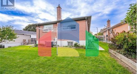 Residential - Single Family Home - Toronto, Canada - Canada