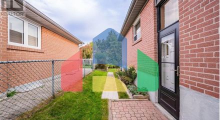 Residential - Single Family Home - Toronto, Canada - Canada