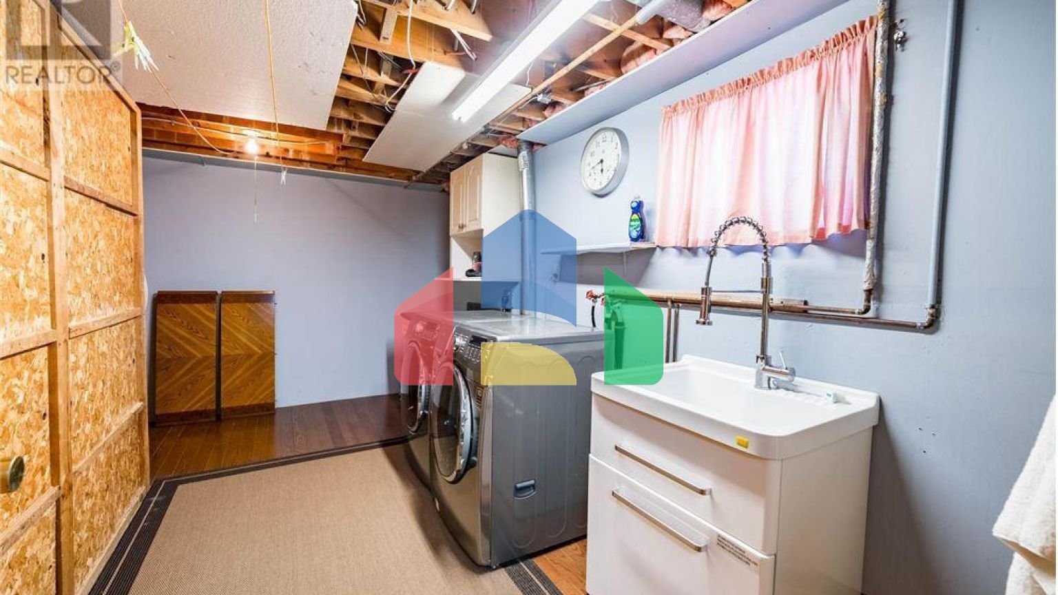 Residential - Single Family Home - Toronto, Canada - Canada