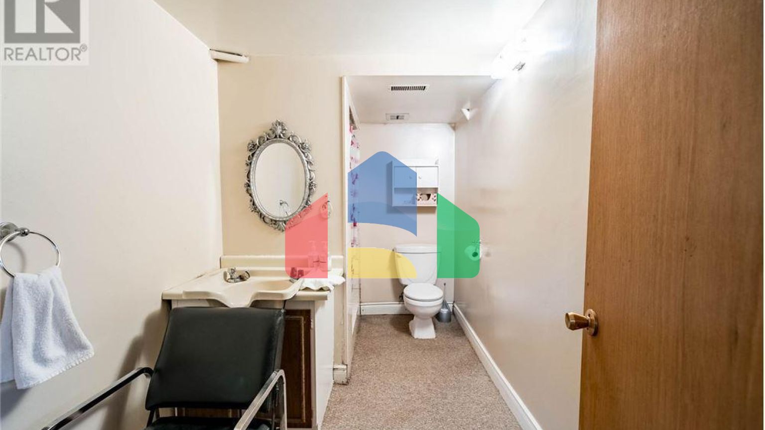 Residential - Single Family Home - Toronto, Canada - Canada