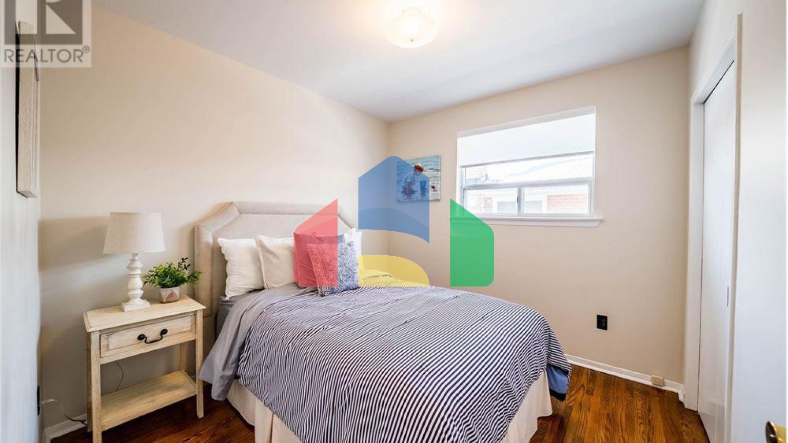 Residential - Single Family Home - Toronto, Canada - Canada