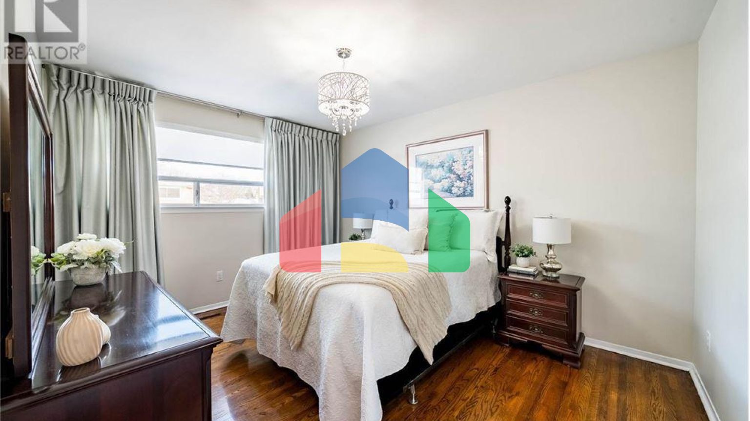 Residential - Single Family Home - Toronto, Canada - Canada