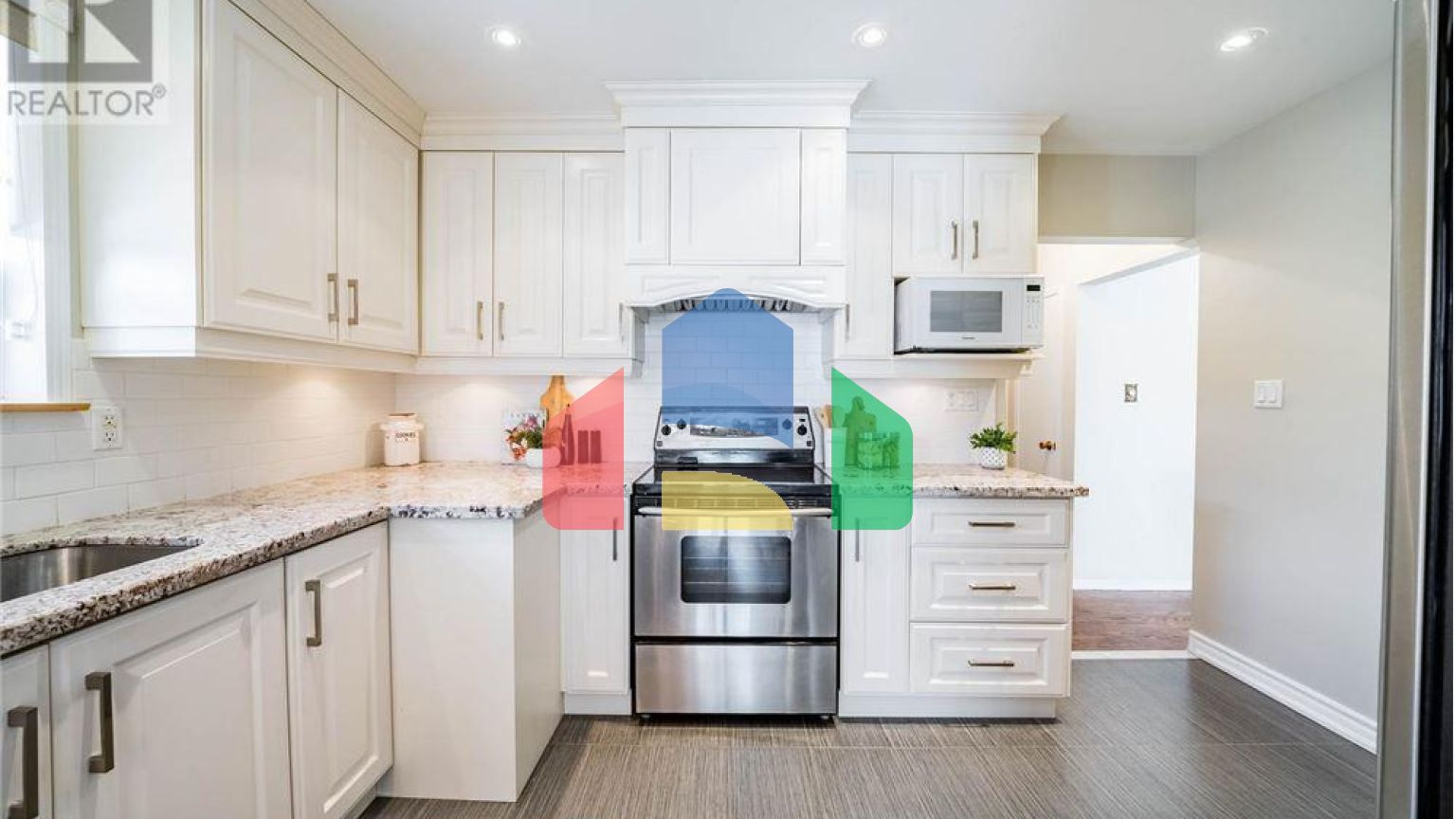 Residential - Single Family Home - Toronto, Canada - Canada