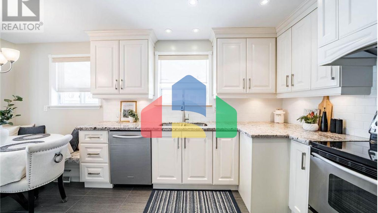 Residential - Single Family Home - Toronto, Canada - Canada