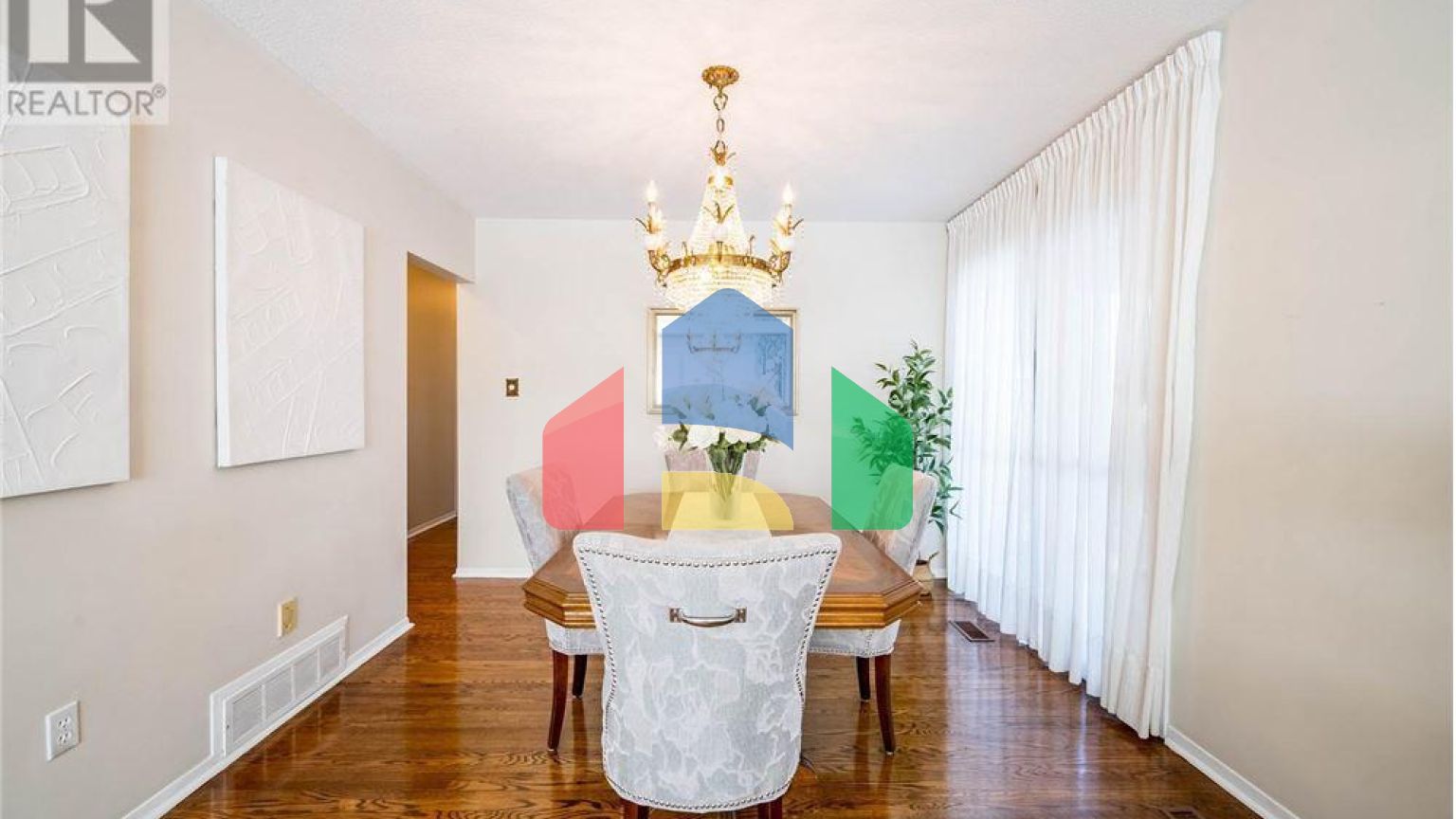 Residential - Single Family Home - Toronto, Canada - Canada