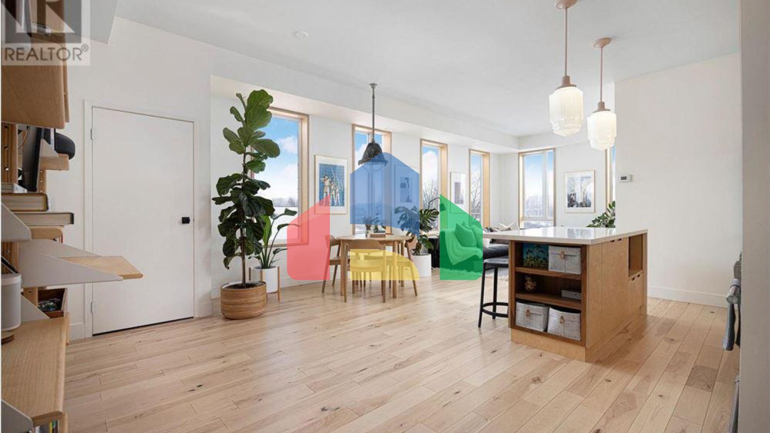 Residential - Single Family Home - Toronto, Canada - Canada