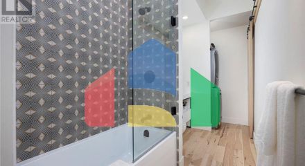 Residential - Single Family Home - Toronto, Canada - Canada