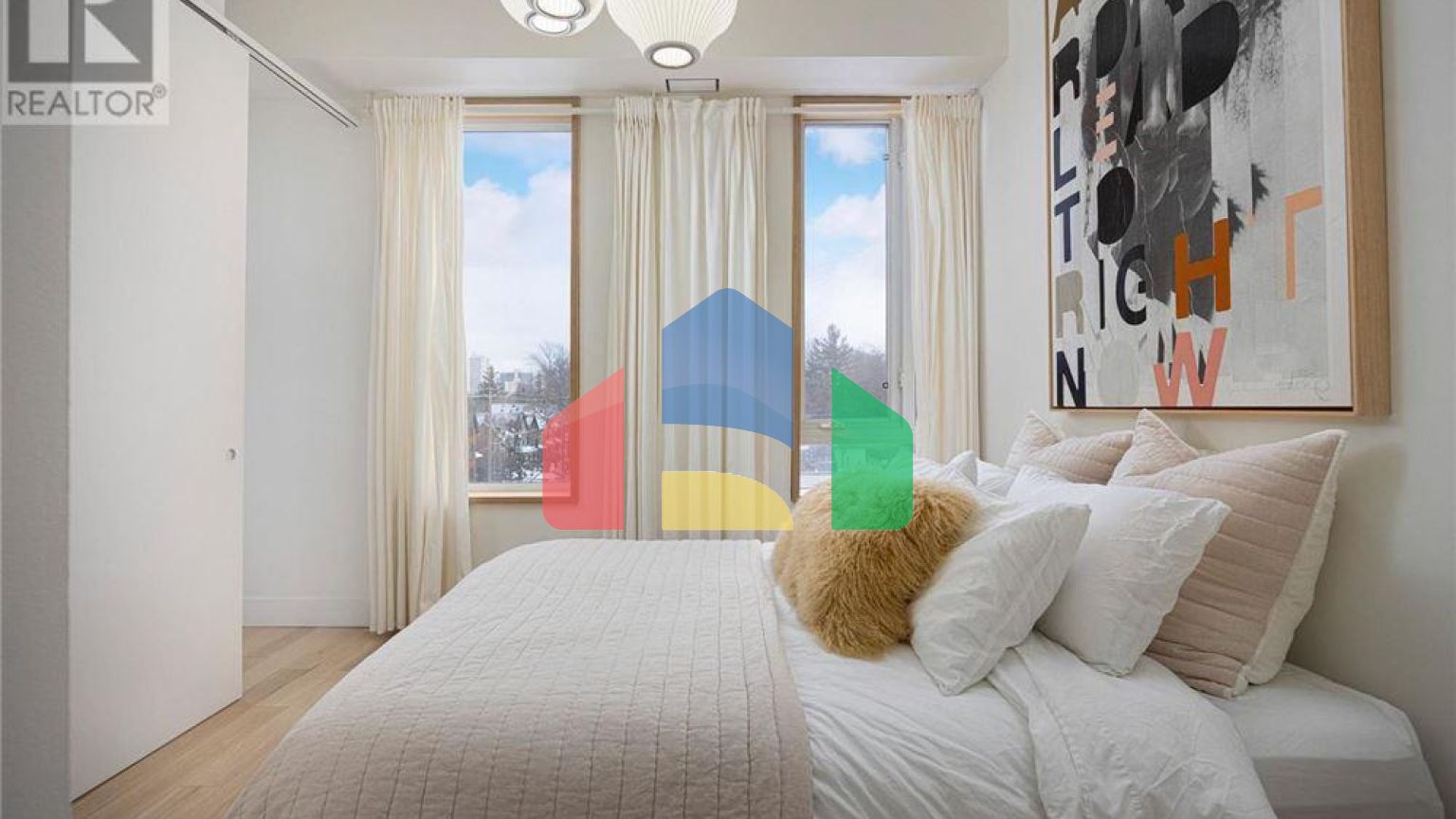 Residential - Single Family Home - Toronto, Canada - Canada