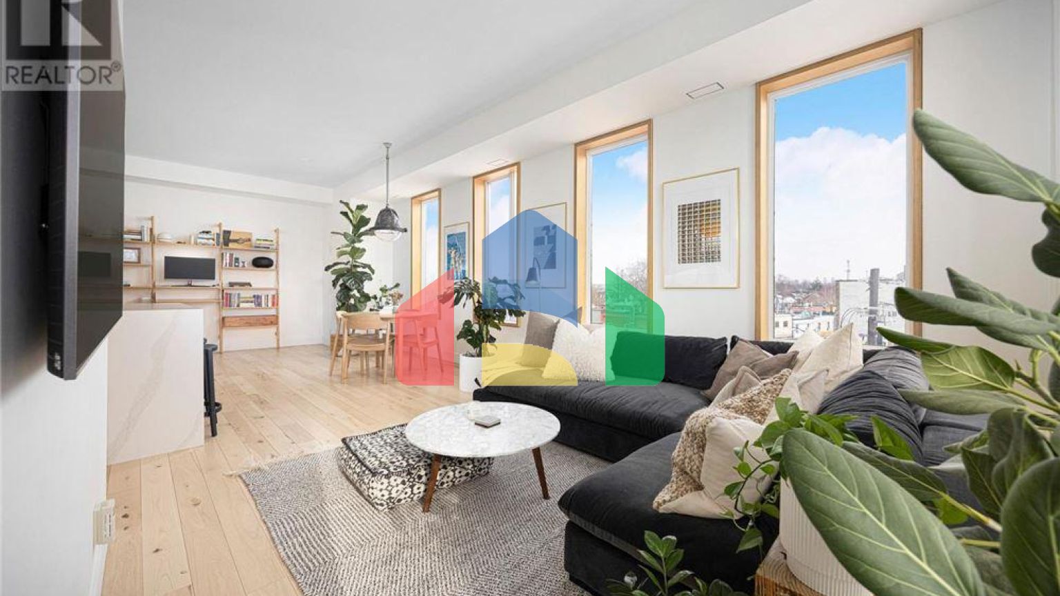 Residential - Single Family Home - Toronto, Canada - Canada