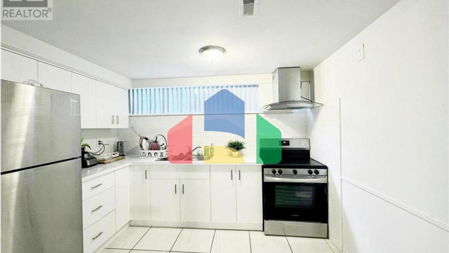 Residential - Single Family Home - Toronto, Canada - Canada