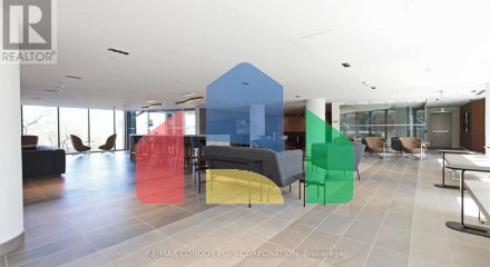 Residential - Single Family Home - Toronto, Canada - Canada