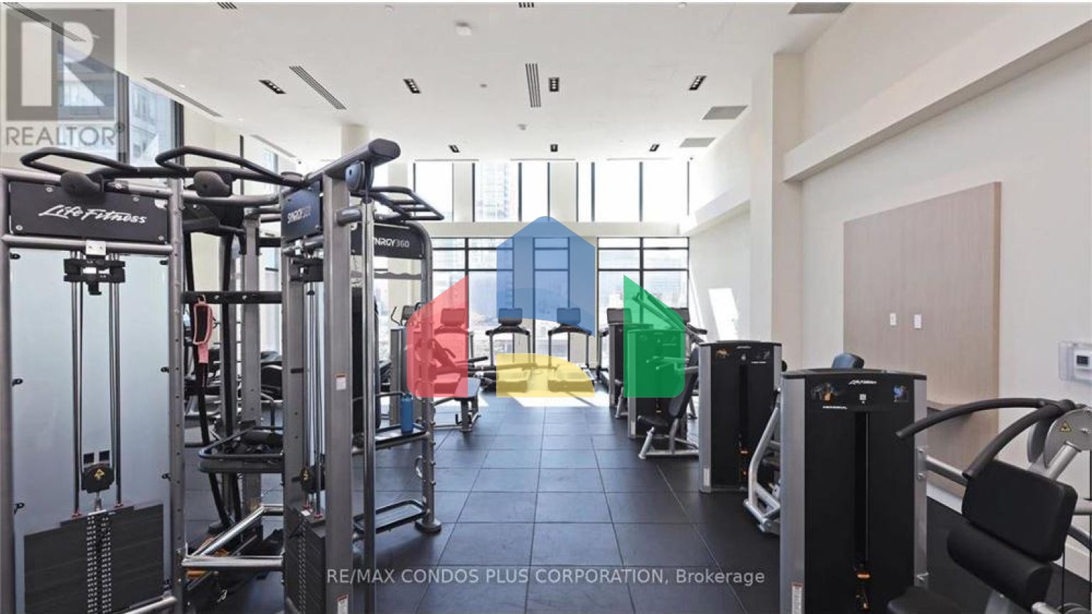 Residential - Single Family Home - Toronto, Canada - Canada