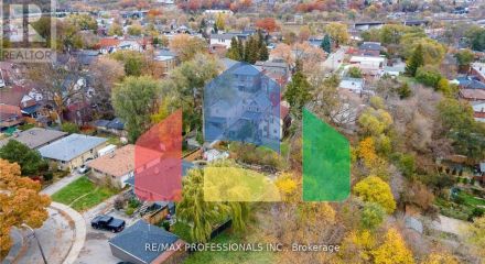 Residential - Single Family Home - Toronto, Canada - Canada