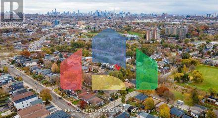 Residential - Single Family Home - Toronto, Canada - Canada