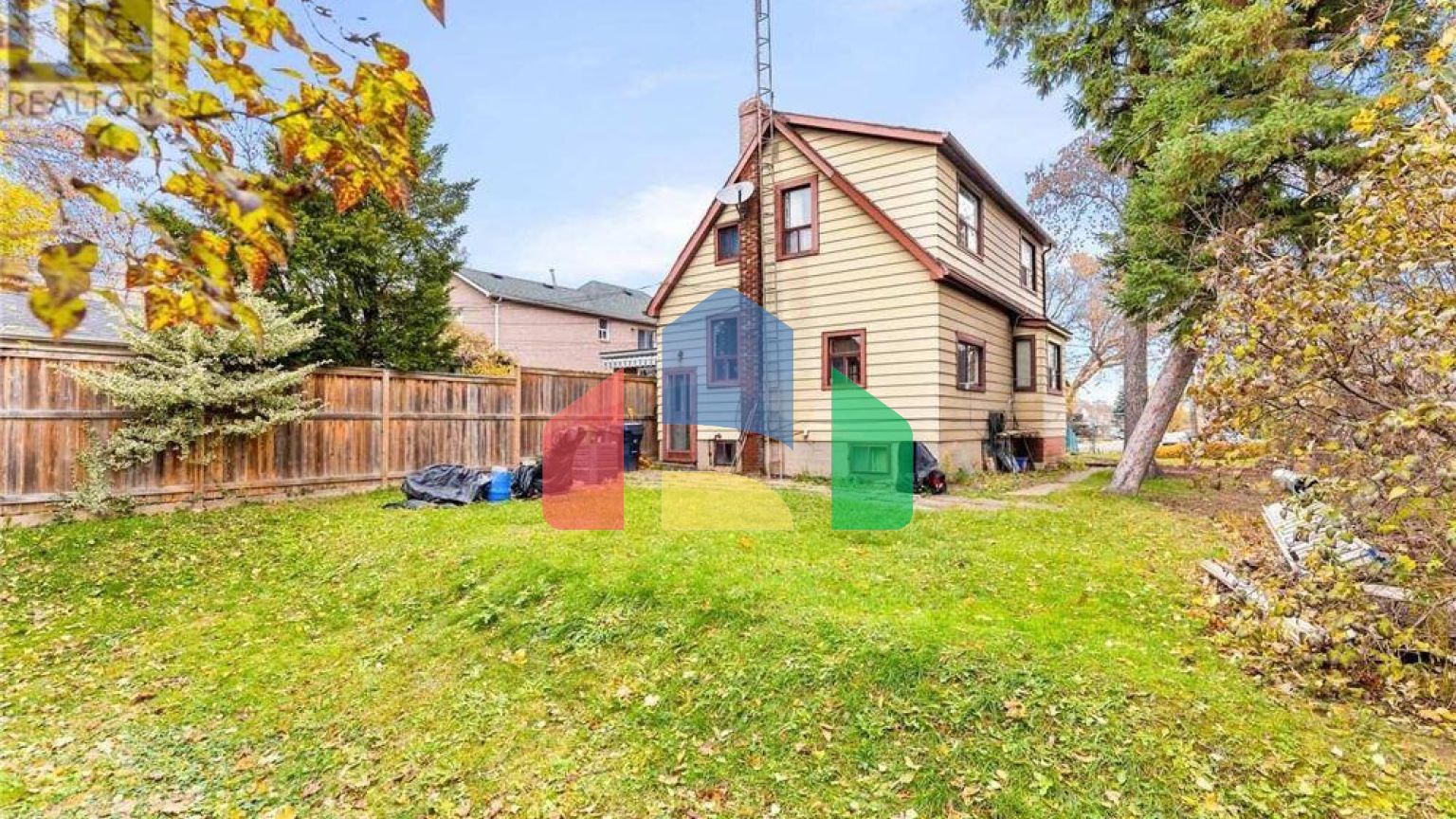 Residential - Single Family Home - Toronto, Canada - Canada