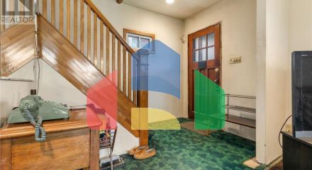 Residential - Single Family Home - Toronto, Canada - Canada