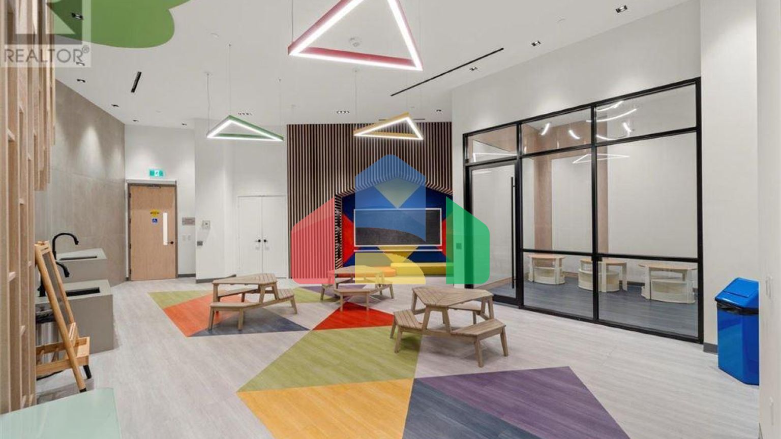 Residential - Condo/Apartment - Toronto, Canada - Canada